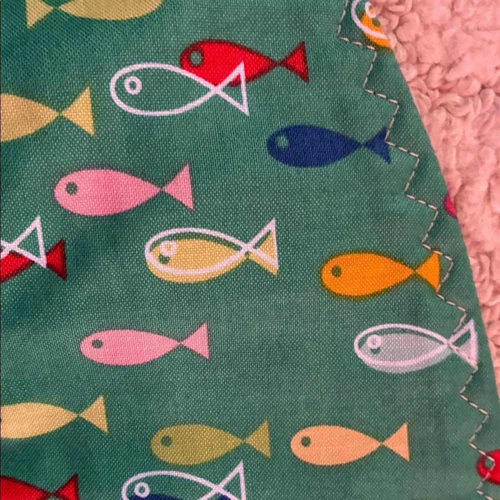 NWOT Colorful Fish Pattern Kids Bib